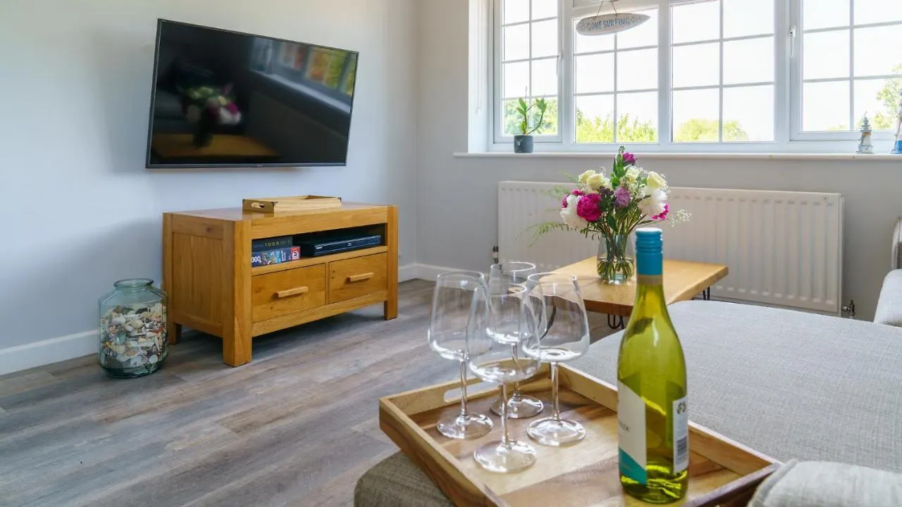 Spacious & Charming Apartment By The New Forest Ringwood