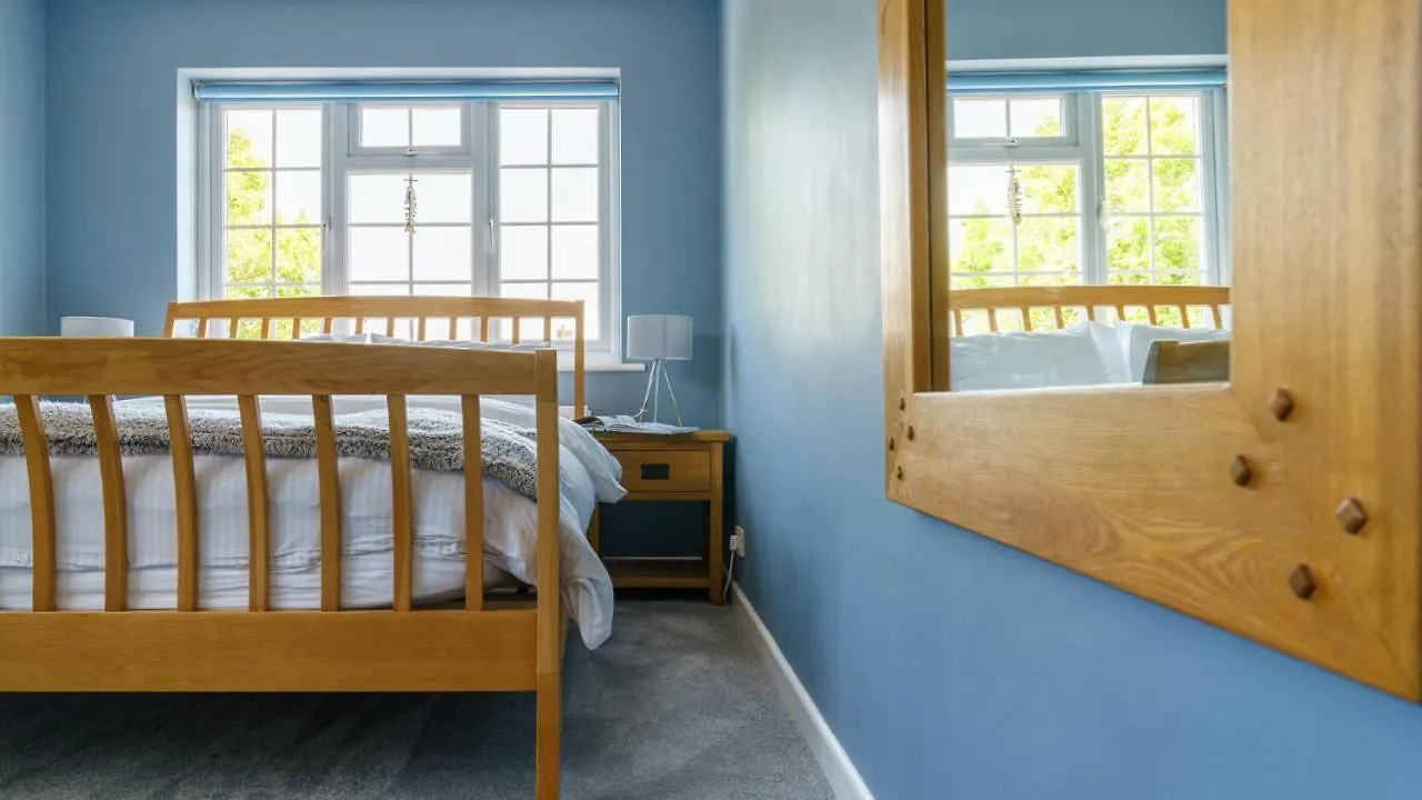 Spacious & Charming Apartment By The New Forest Ringwood United Kingdom